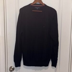Tommy Hilfiger Men's Navy BlueV-Neck Pullover Sweater